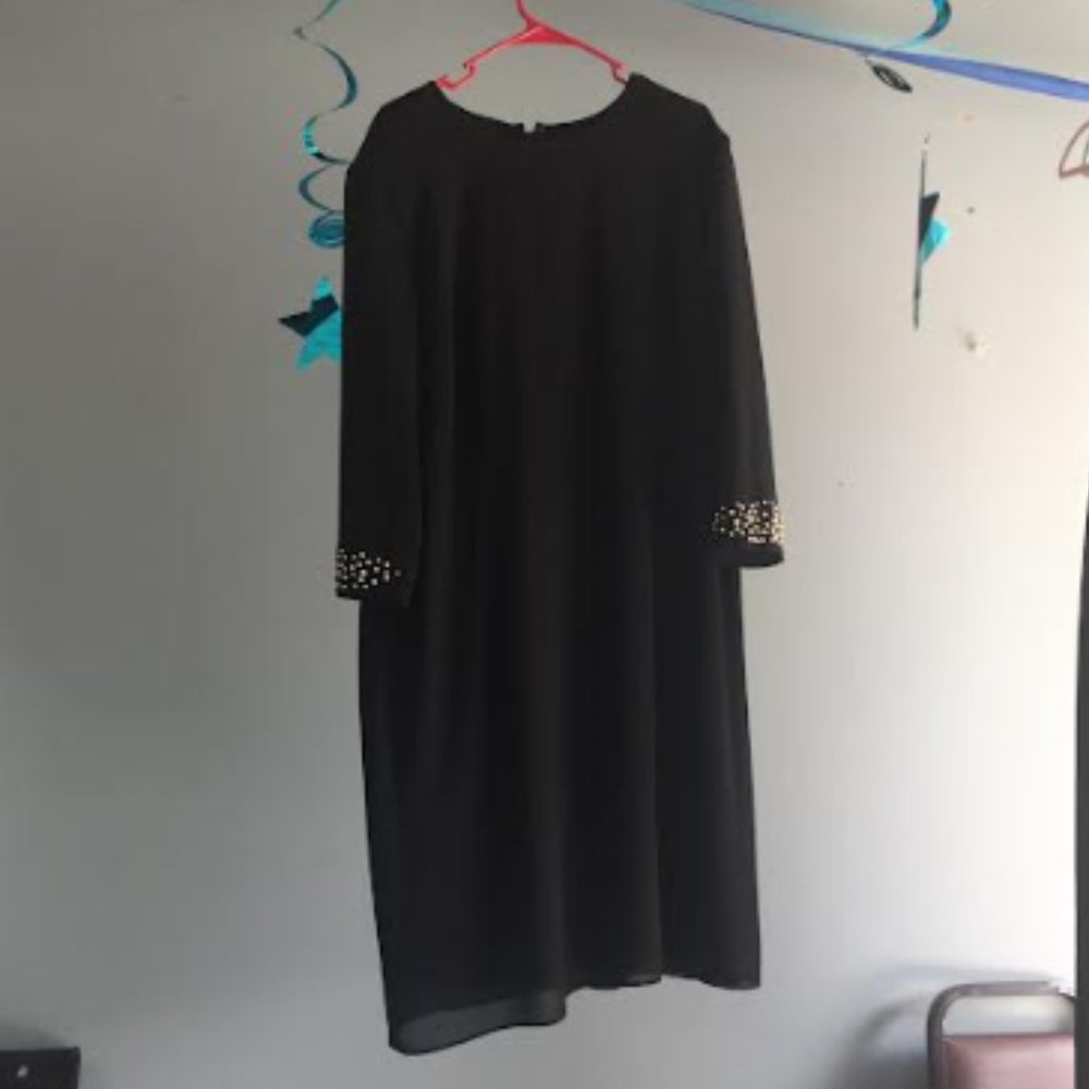 Black Jeffrey and Dara dress with sleeves